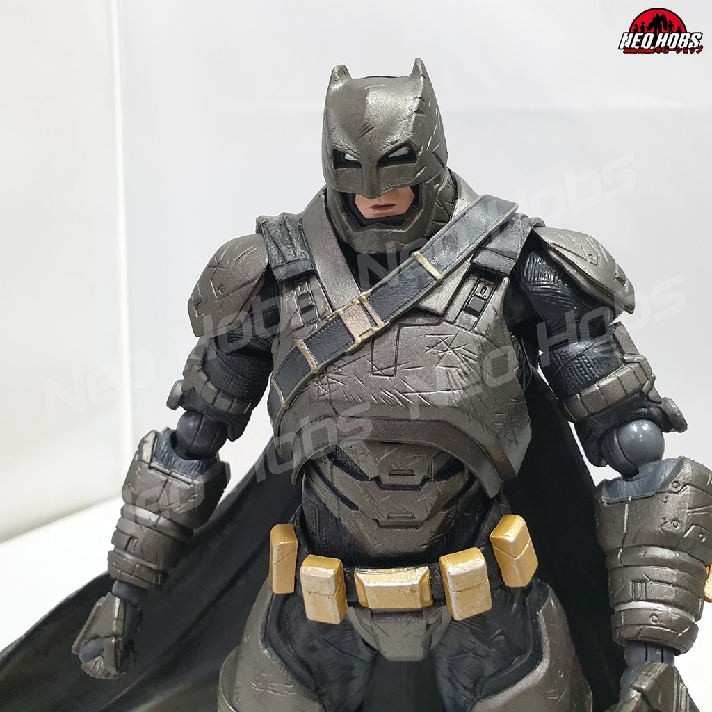 Play Arts Kai KO DC BvS Armored Batman | Shopee Philippines