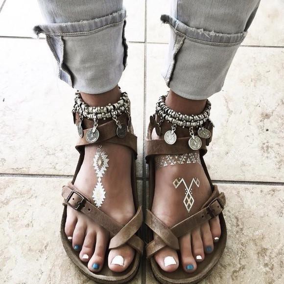 knock off yara birkenstocks