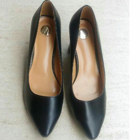 EU36 GIBI Heels Work Shoes [Preloved, One-Use] P3499.75 | Shopee ...
