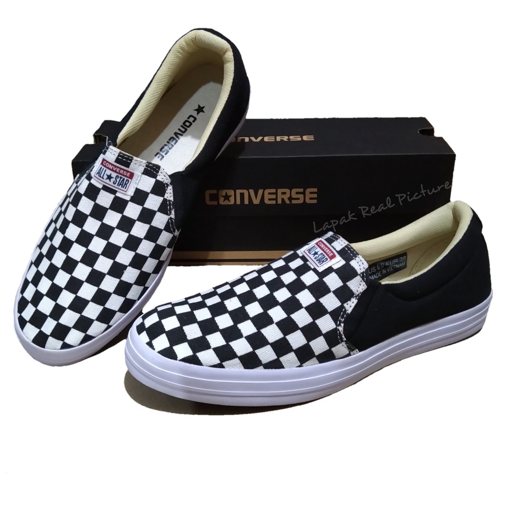 checkered converse