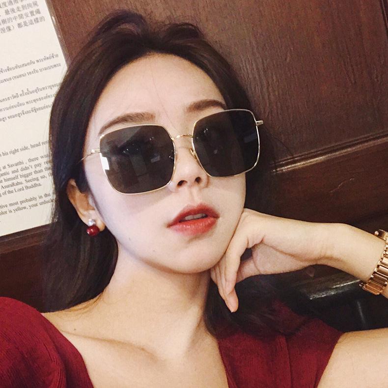 Baru Cahaya Terpolarisasi Cermin Mata Hitam Wanita Pasang Baru Cahaya Terpolarisasi Cermin Mata Hitam Wanita Pasang
