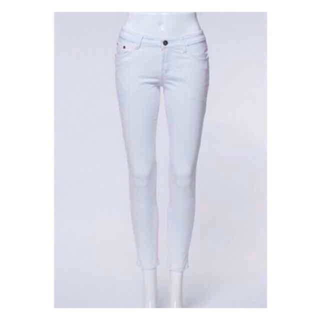 skinny white jeans ladies