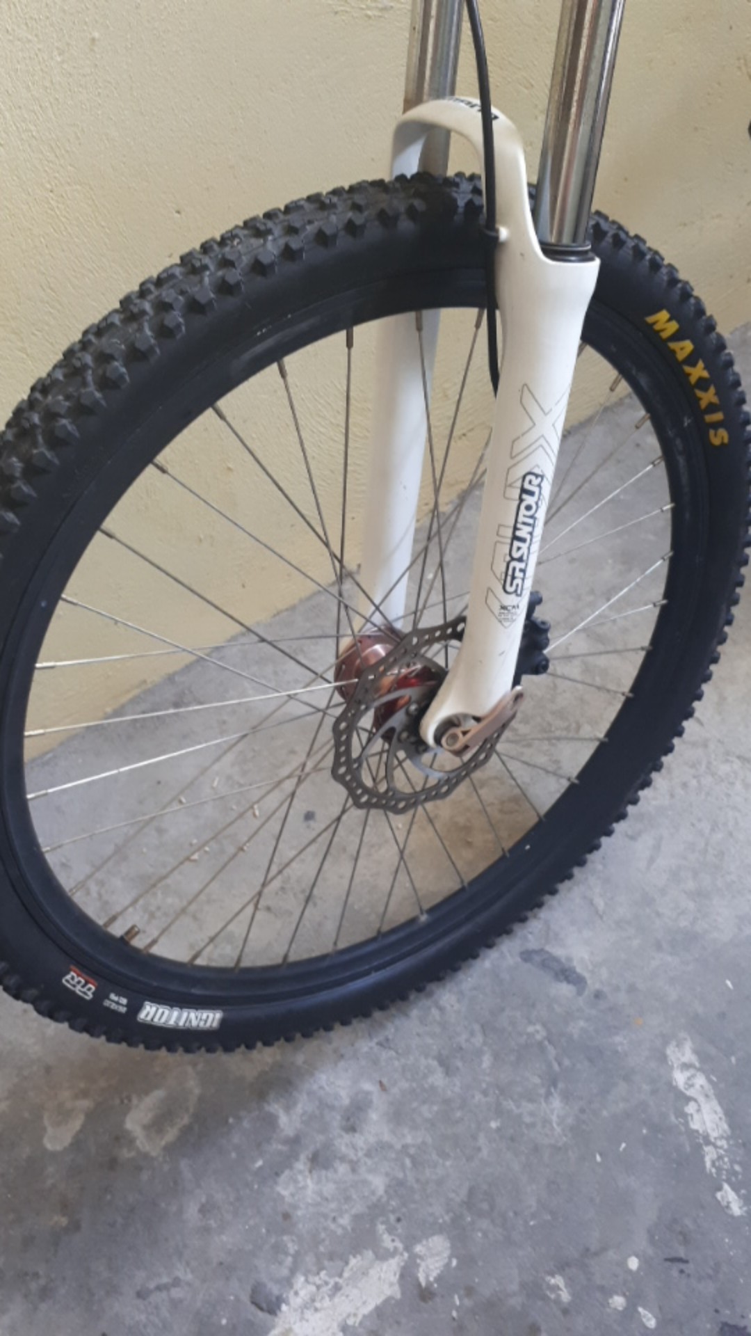 maxxis ignitor 26 x 1.95