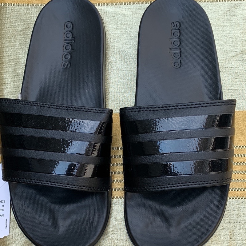essence knuffel marmeren OEM Triple Black Adidas Adilette Comfort Slides with Foam Slippers for Men  and Women | Shopee Philippines