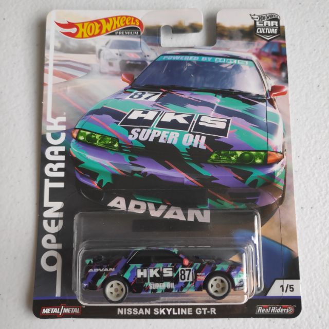hot wheels bnr32