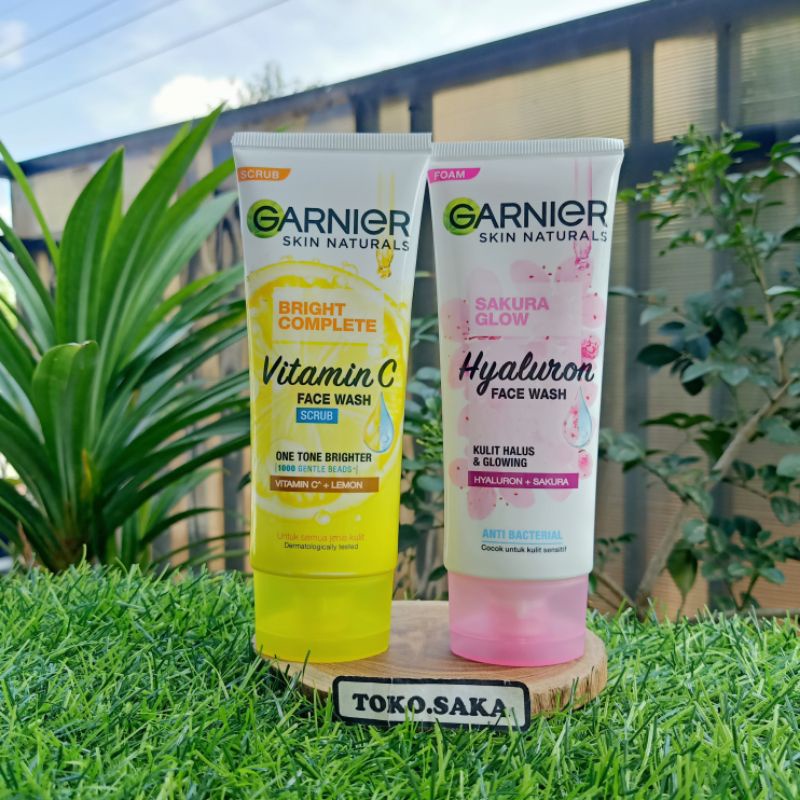 Garnier Bright Complete Vitamin C Facial Foam Garnier Sakura Glow