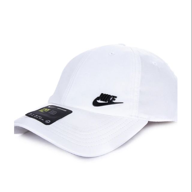 white nike baseball cap