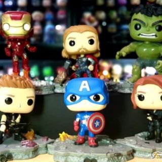 SALE! Funko Pop Avengers Assemble: Iron Man, Hulk, Hawkeye, Thor, Black ...