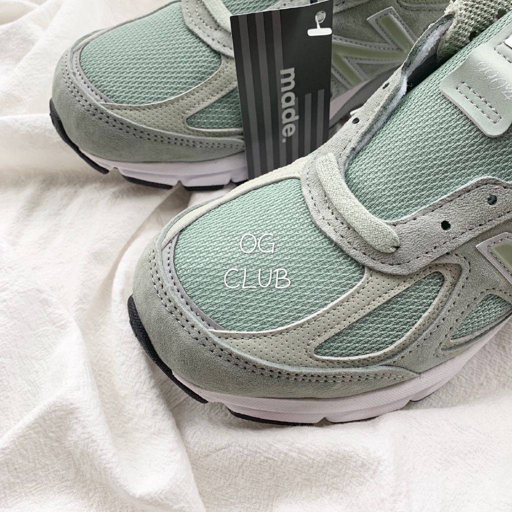 men's new balance 990v4 running shoes