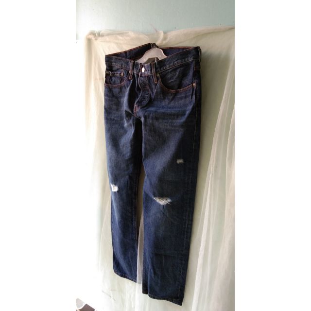 501 taper jeans