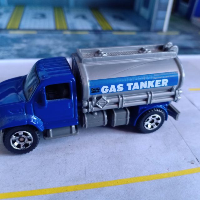 matchbox car hauler truck