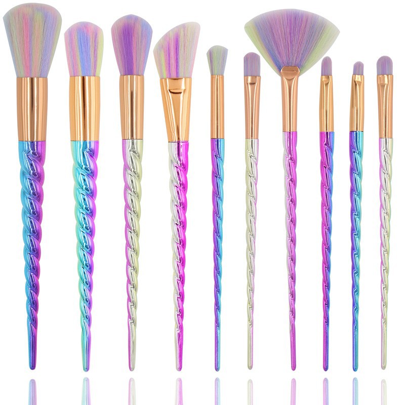 makeup brushes and tools