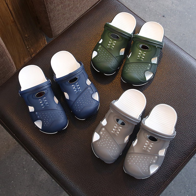 boys croc style shoes