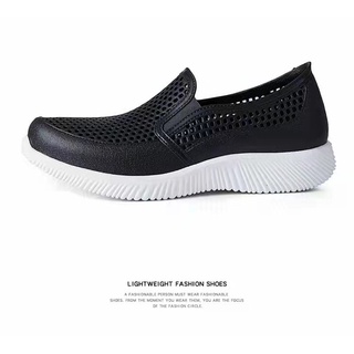 Crocs & Farlight Rubber Lightweight Shoes for Men (size 40-45)