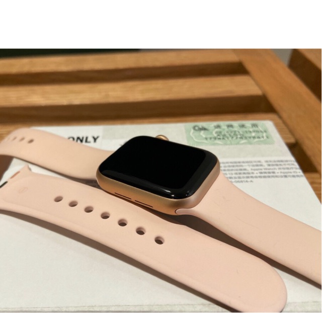 apple watch rose gold waterproof