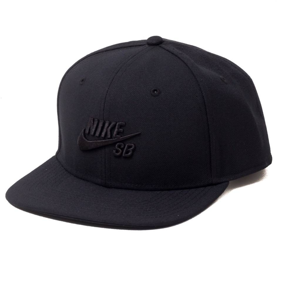 baseball cap nike black