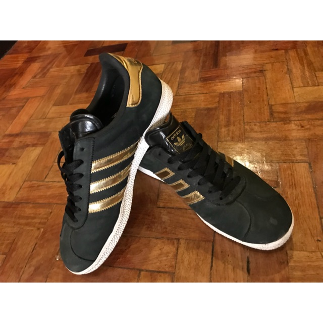 adidas gazelle gold and black