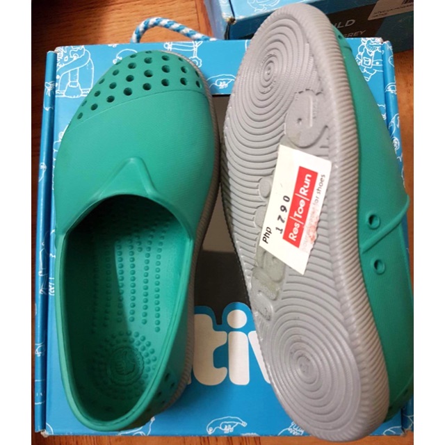 sale on native shoes