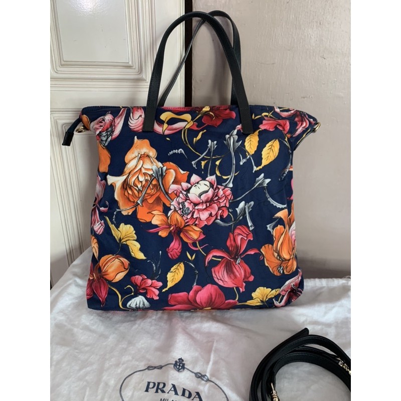 Clearance Sale*Preloved Authentic Prada Nylon Saffiano Floral Print Tote Bag  619780 | Shopee Philippines