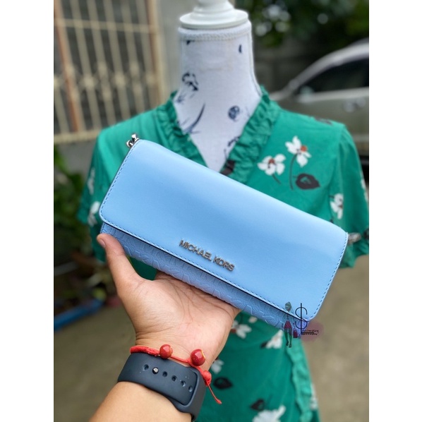 MICHAEL KORS BIFOLD WALLET SLING - Embossed Light Blue | Shopee Philippines