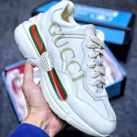 gucci old sneakers