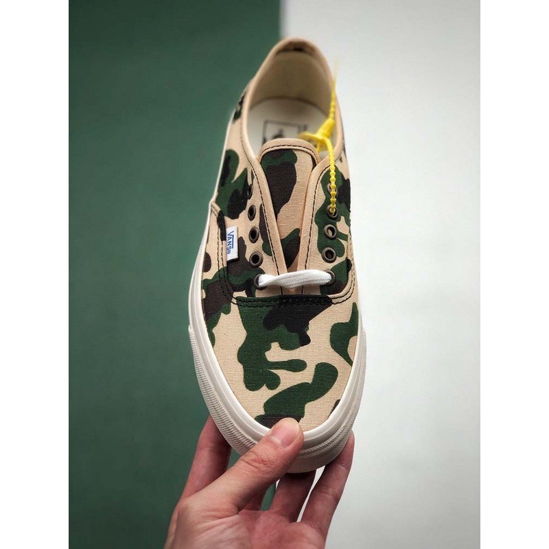 camouflage vans