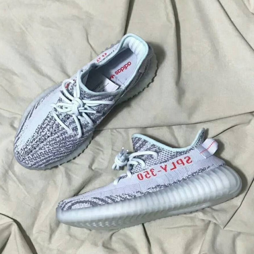 yeezy 350 v2 zebra original