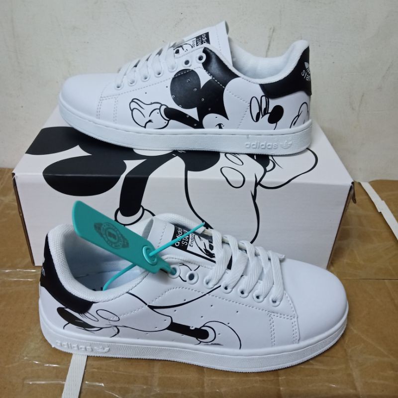 adidas women's size 10 in mens