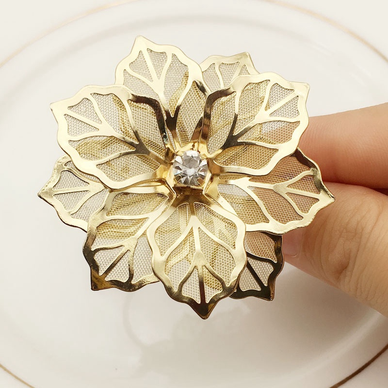 Napkin Rings | Christmas Snowflake Napkin Rings Metal Napkin Holder With  Faux Pearl Xmas Napkin Buckle For Christmas Party Dinner Wedding Banquet  Table Settings Deco 