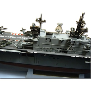 Trumpeter 1:700 U.S.S. Saipan 80802/Tarawa LHA-1 80801 Aircraft Carrier ...