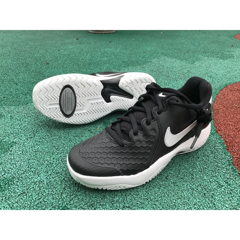 nike xdr tennis shoes