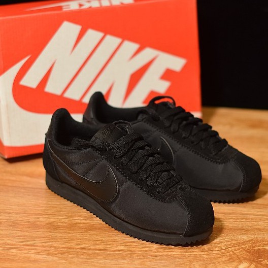 nike cortez nylon