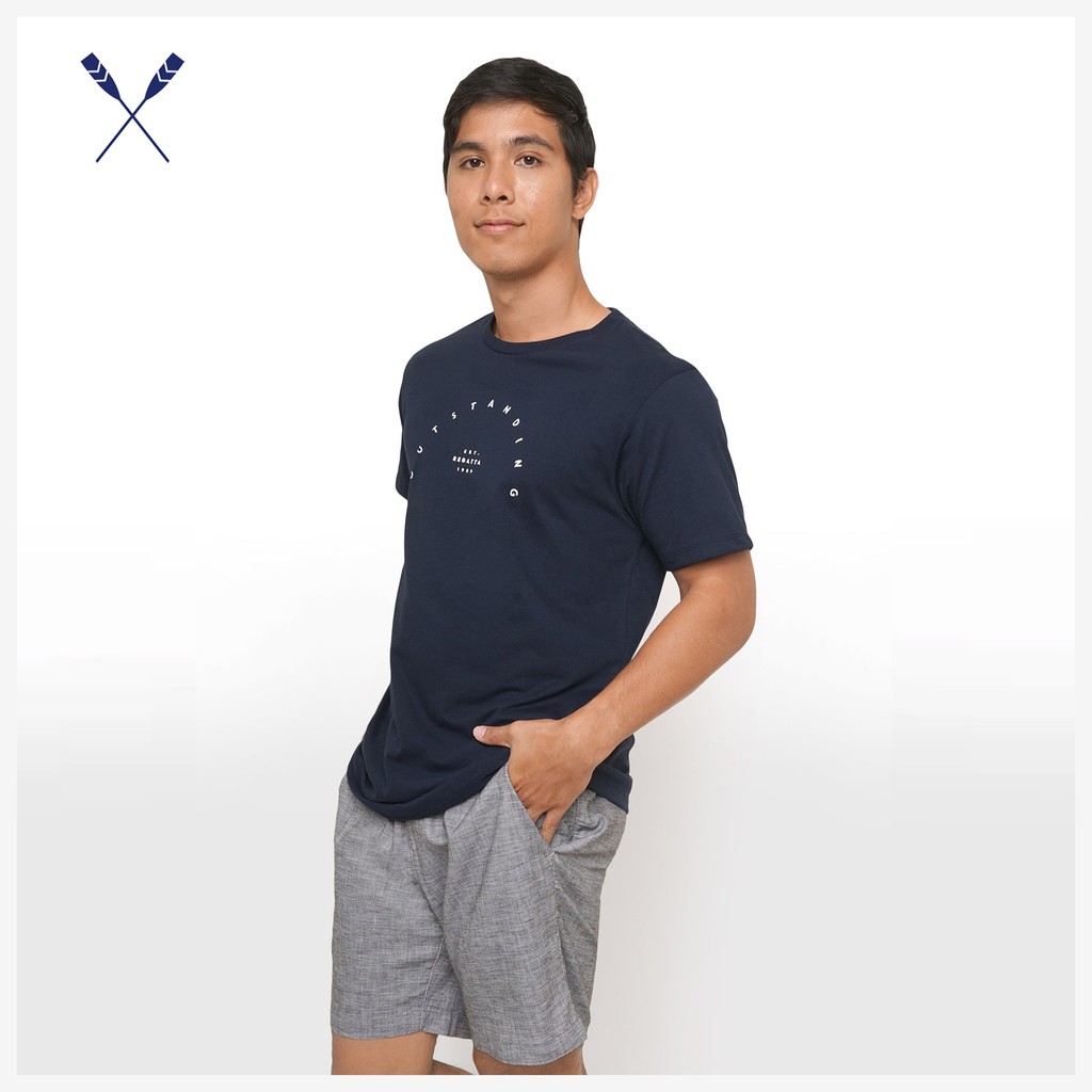 men's navy blue graphic tee