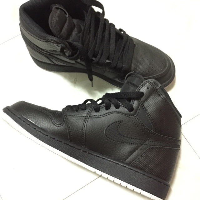 all black j1