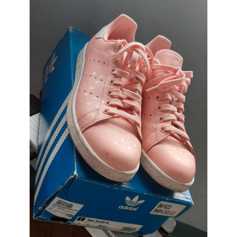 peach high top adidas