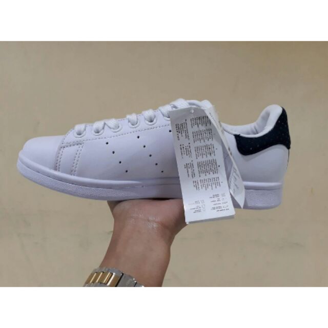 rita ora stan smith