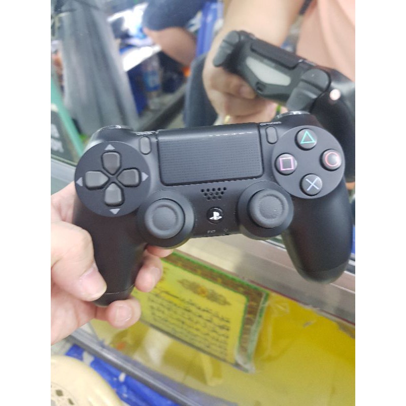 2nd hand ps4 controller