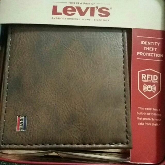 levis wallet rfid