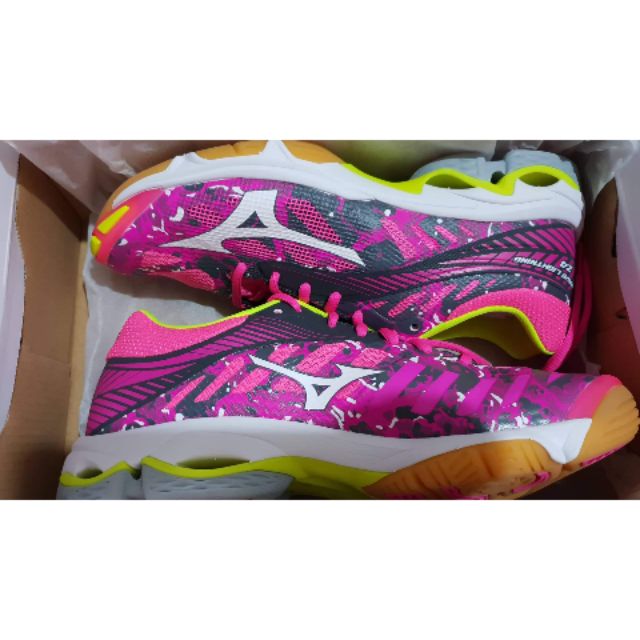 mizuno wave lightning z4 pink