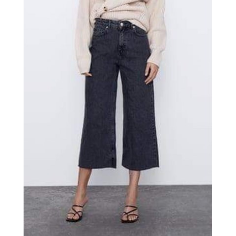 black culotte jeans