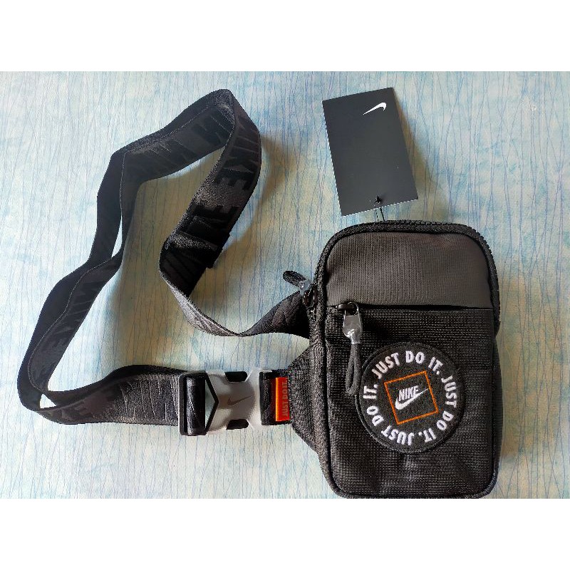 just do it fanny pack