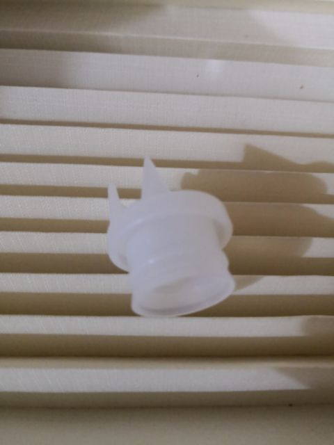 avent duckbill valve