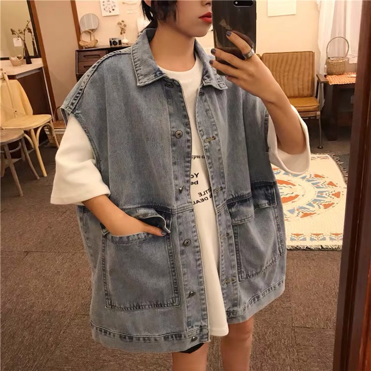 sleeveless denim jacket womens outfit