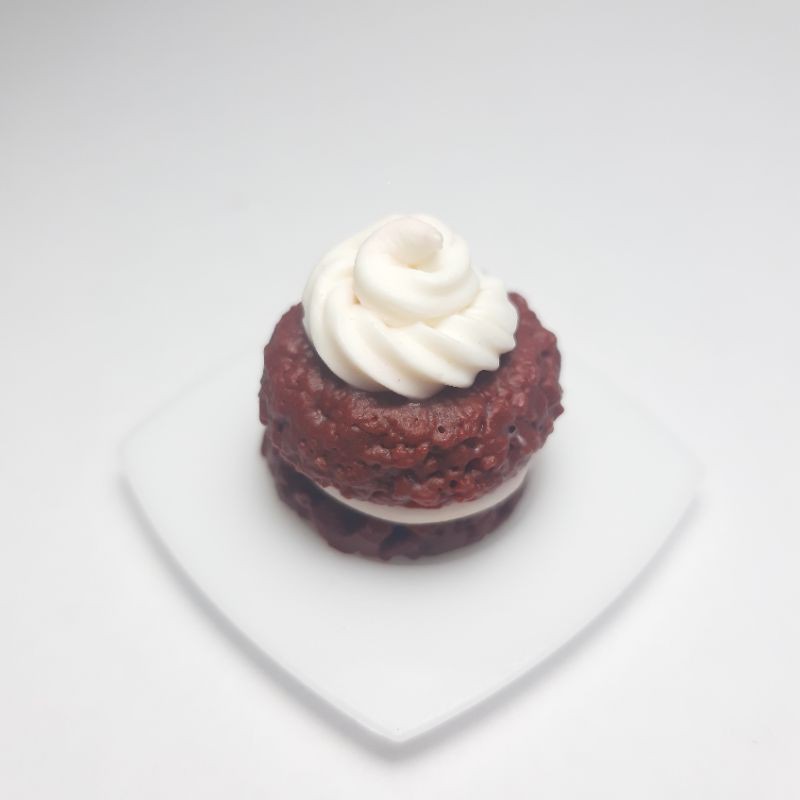 5x Dessert 3D Resin Vanilla Chocolates Cakes Miniature food Dollhouse DecorB qi 