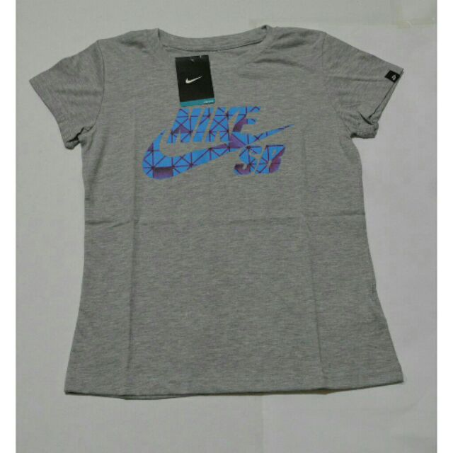 nike ladies t shirt