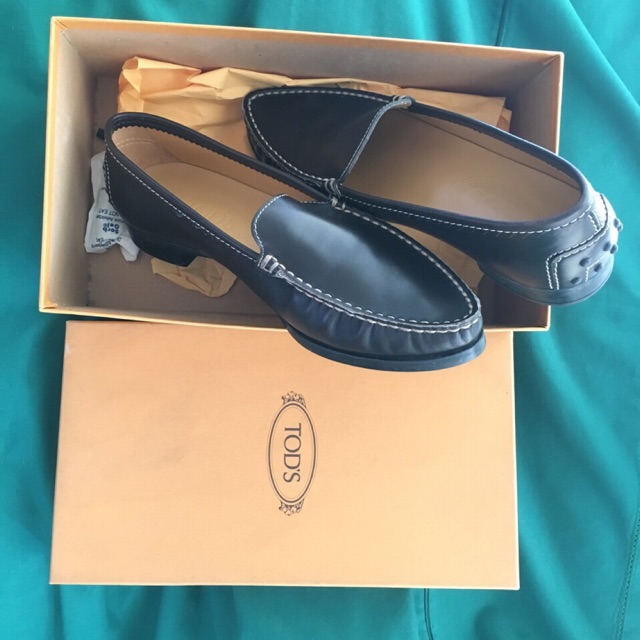 tod's shoes price