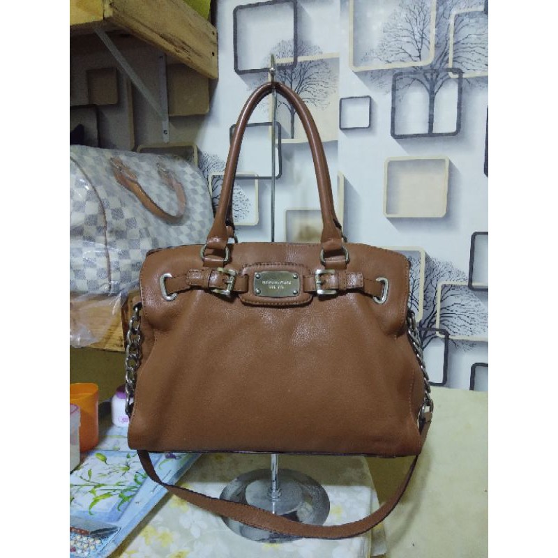 Preloved Authentic Michael Kors Hamilton Cow Leather Brown Two Way Shoulder  Bag | Shopee Philippines