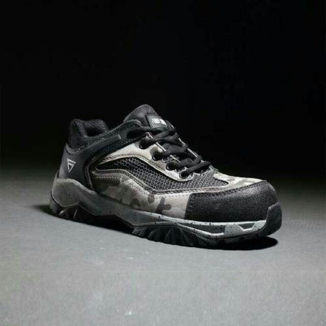 world balance safety shoes