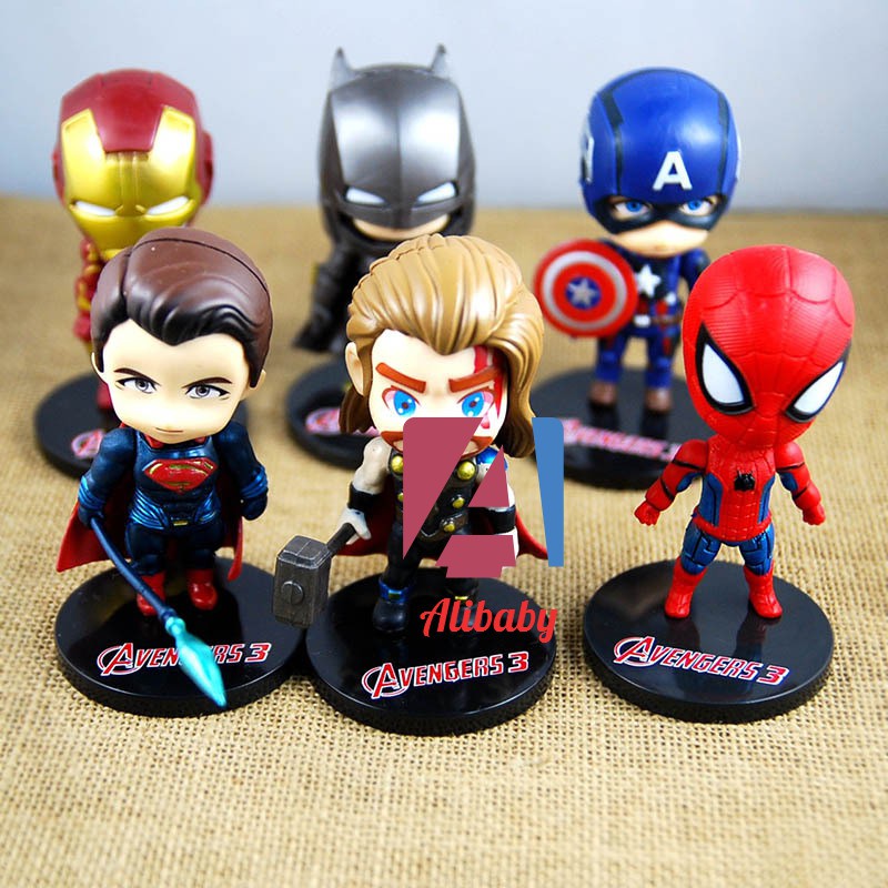 mini superhero figures