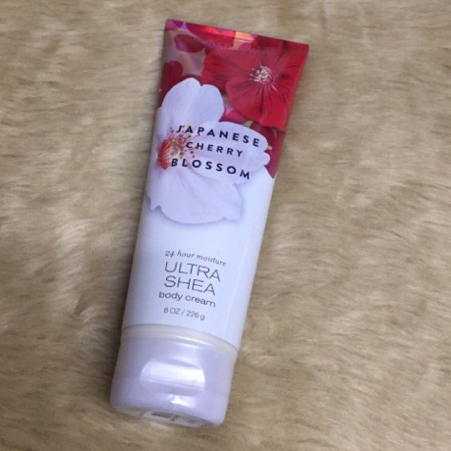 BBW Body Cream Japanese Cherry Blossom 8oz/226g
